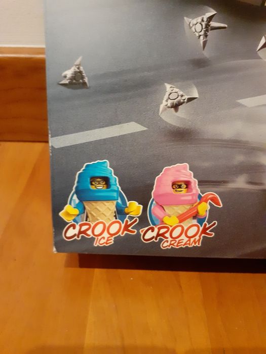 (NOVO) LEGO City: Perseguição Policial de Carro dos Gelados 
LEGO City