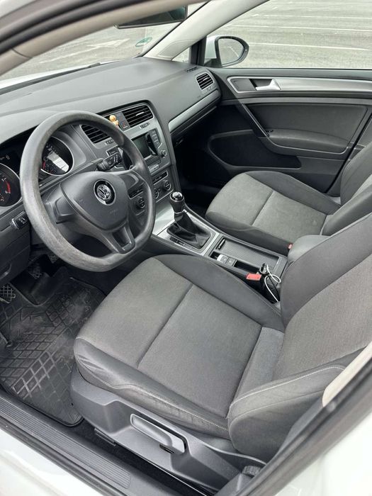 Volkswagen Golf 1.6 TDI — сів і поїхав!