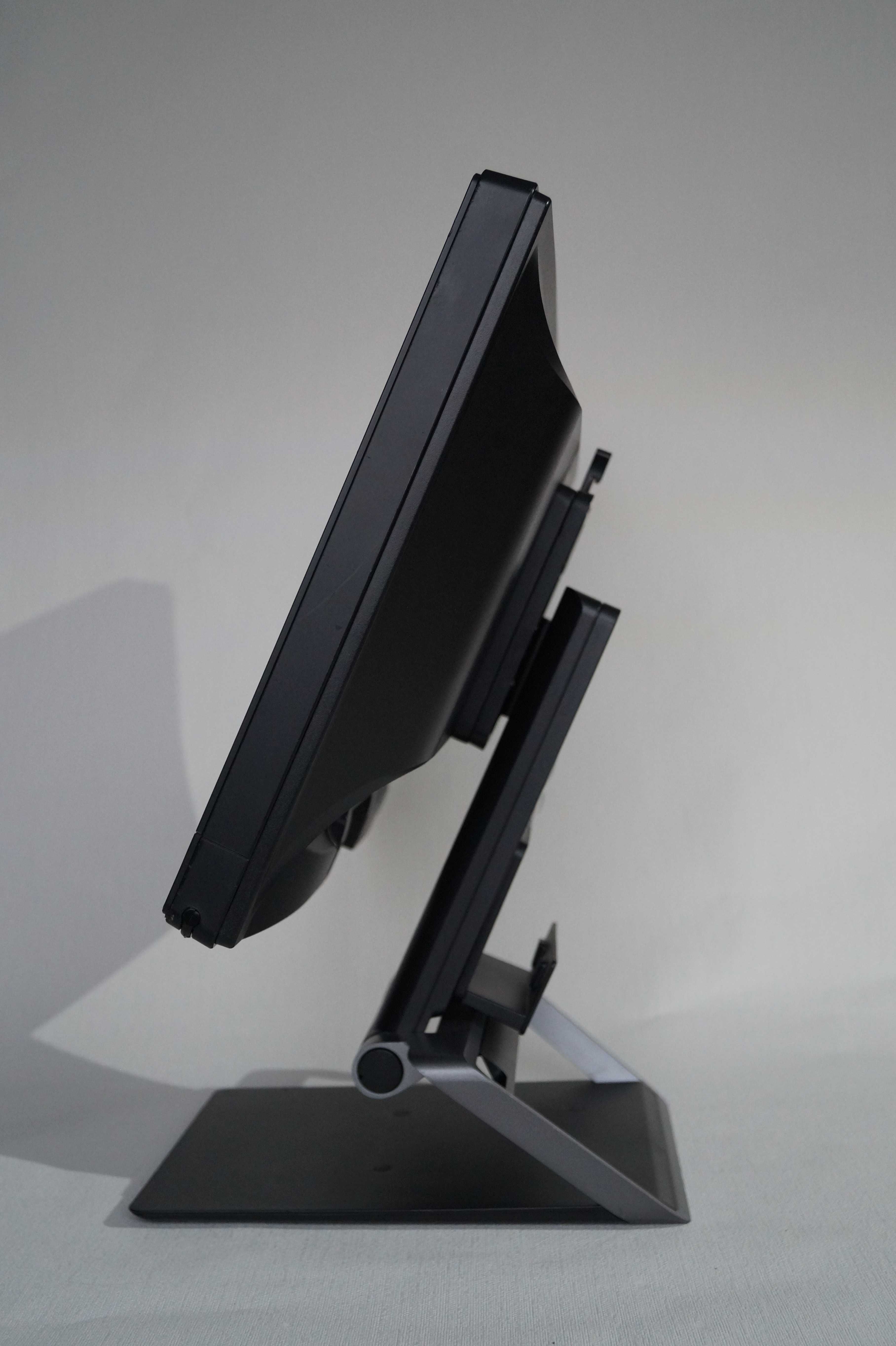 Сенсорний POS монітор IIYAMA ProLite  22″  із підставкою