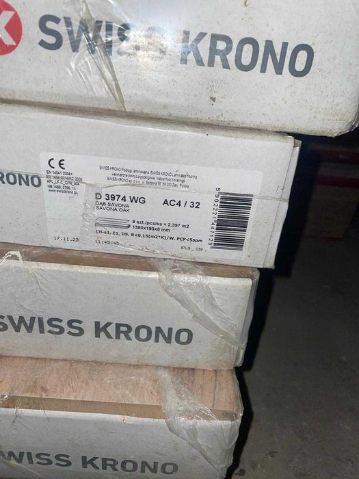 Panel podłogowy Swiss Krono Dąb Savona