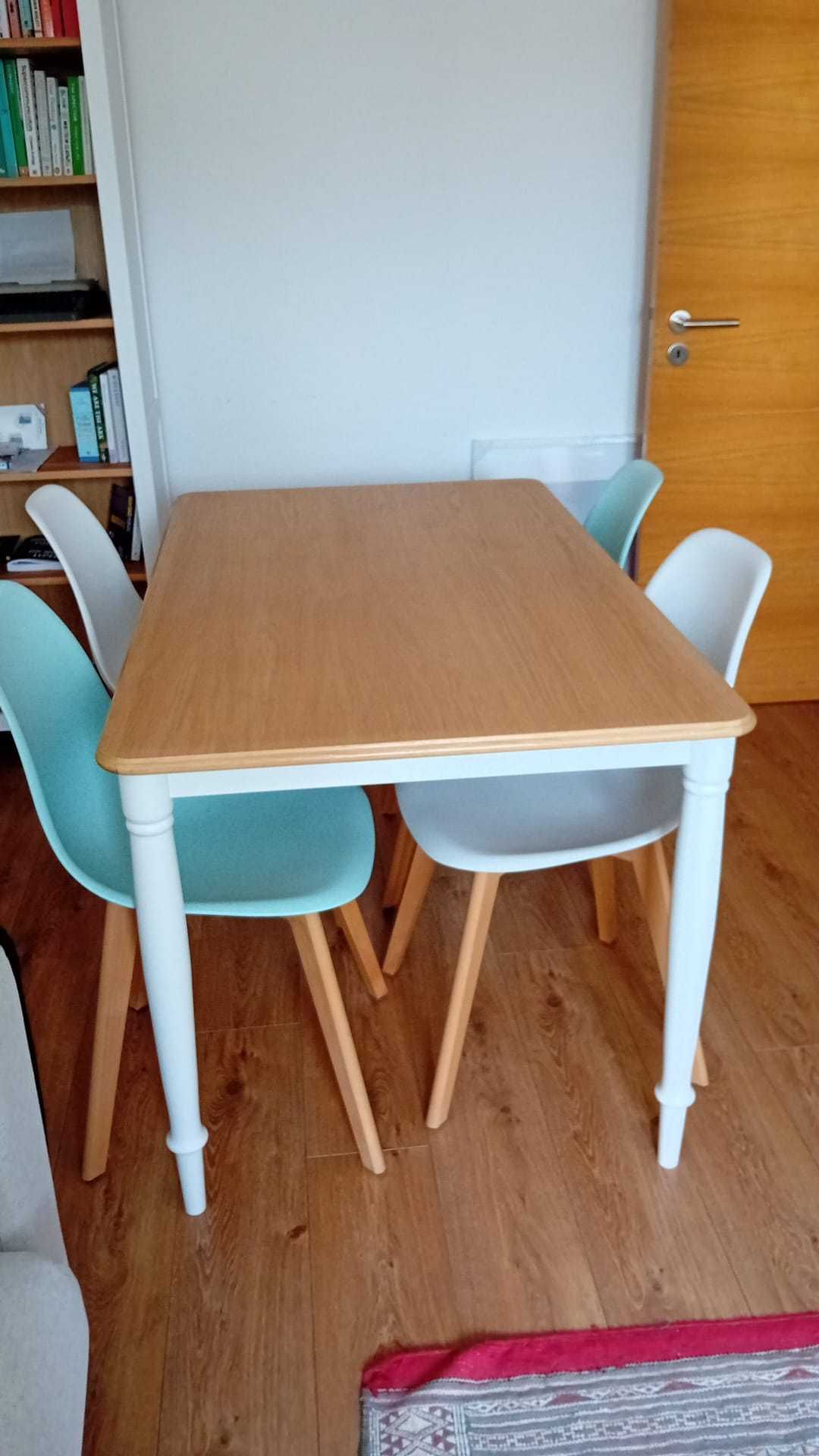 Mesa de Refeição IKEA DANDERYD (sem cadeiras)