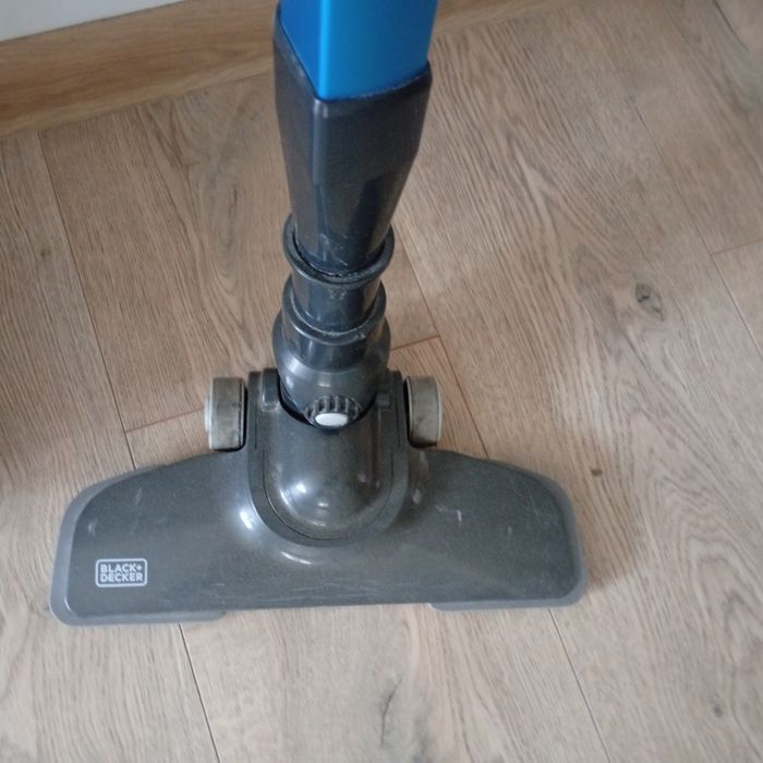 Odkurzacz pionowy Black+Decker BXVMS600E niebieski