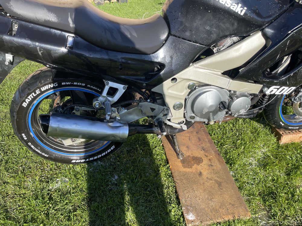 Kawasaki zzr 600 друге покоління