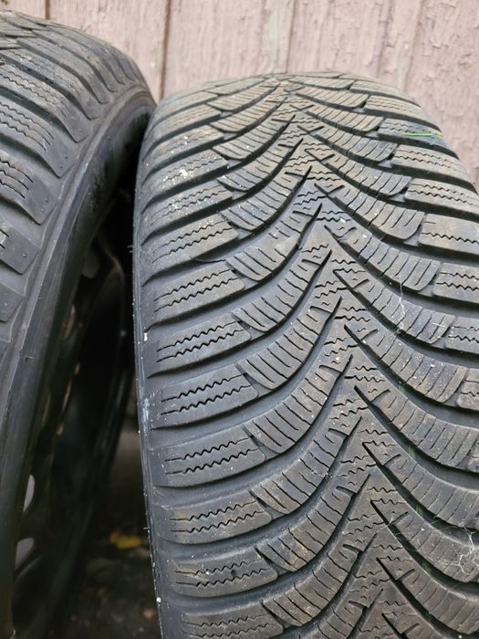 Opony zimowe Hankook 205/55/R16 + felgi stalowe