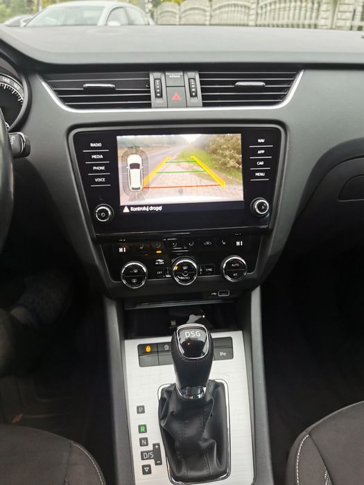 Skoda octavia 1.6tdi dsg duża navi