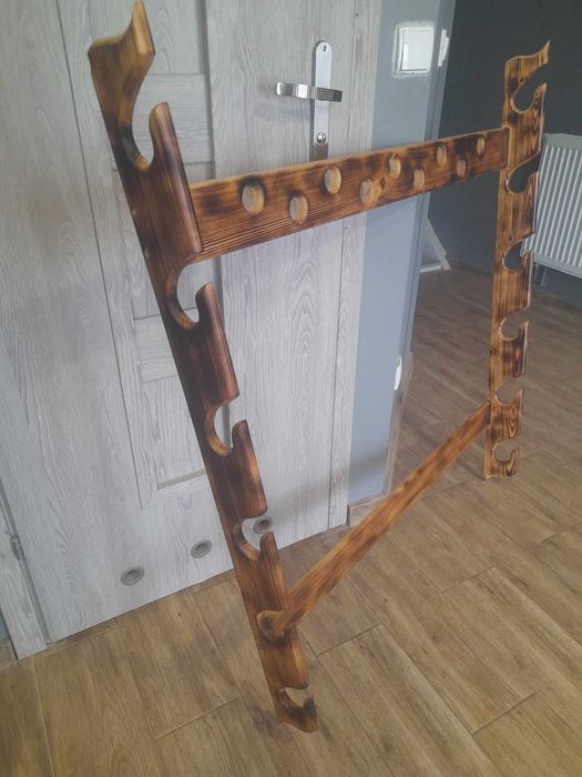 Stojak/wieszak na wędki