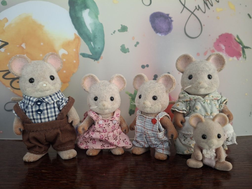 Figurki sylvanian families myszki + baby króliczek i huśtawka