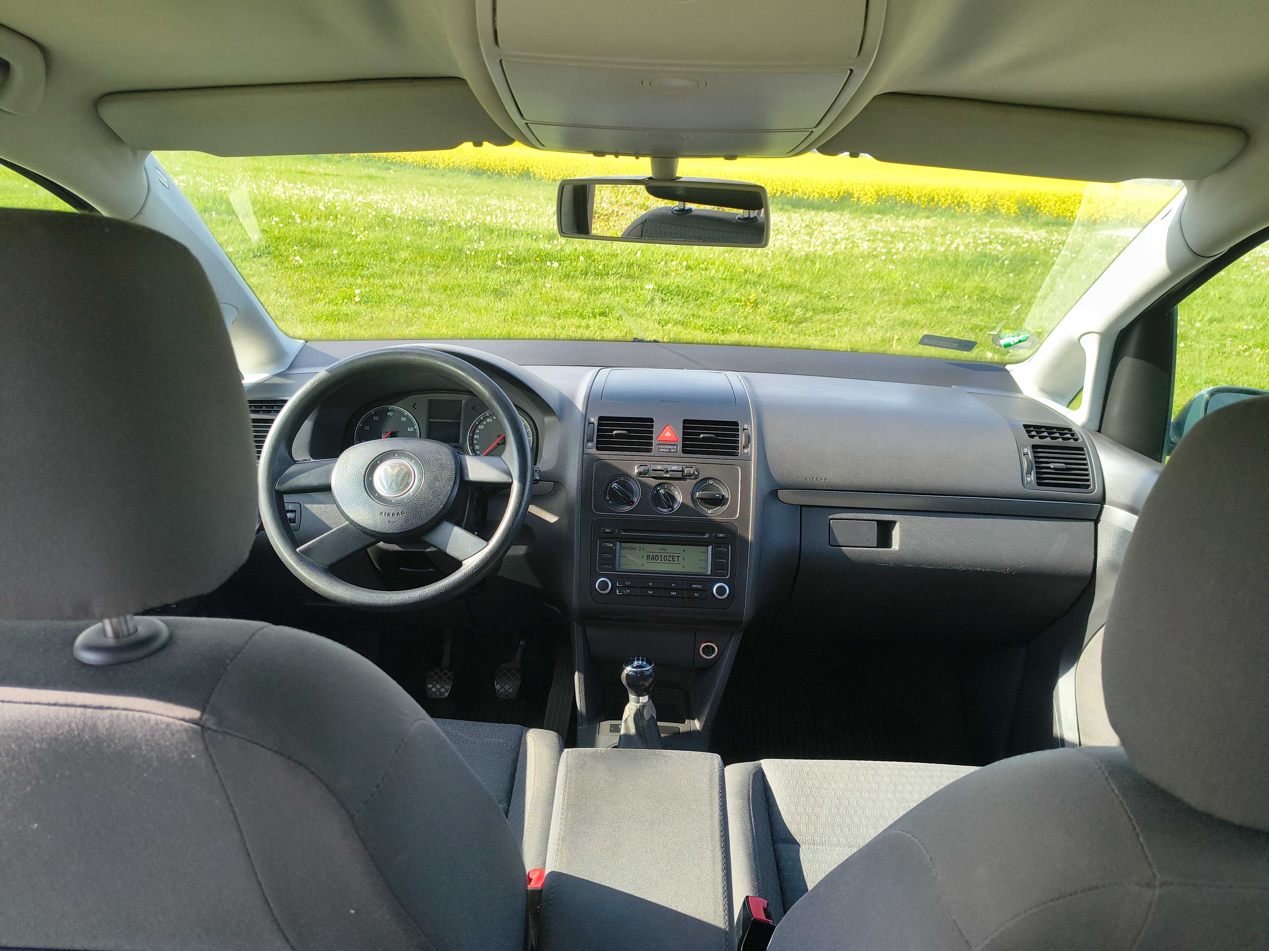 Volkswagen Touran 1,6 FSI 6