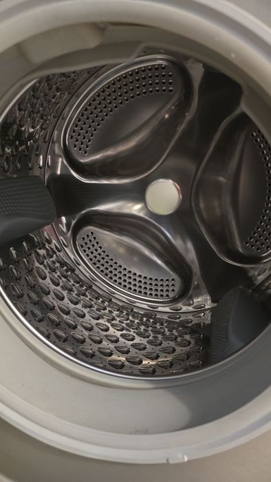 Máquina de lavar e secar