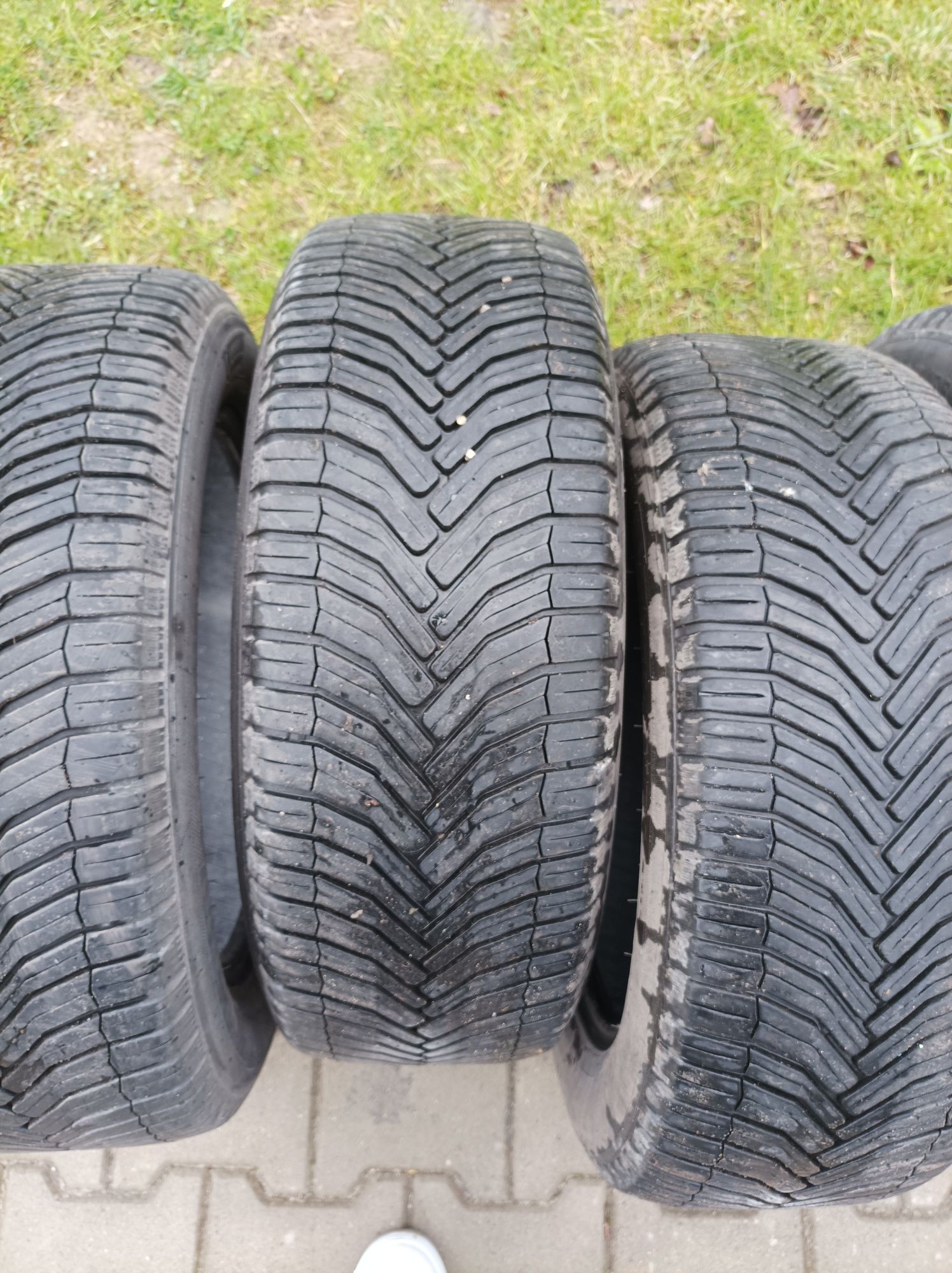 Opony całoroczne Michelinl 205/55/16