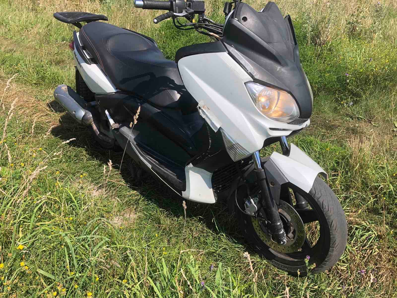 Yamaha X Max 125