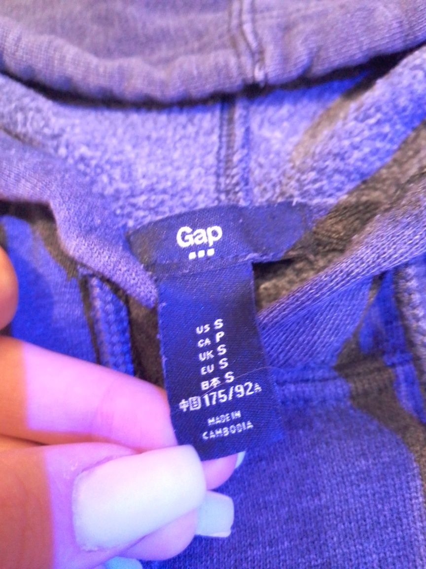 Трендовое худи GAP