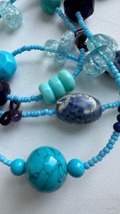Довгі буси натуральні літні блакитні бірюза голубые летние бусы яркие