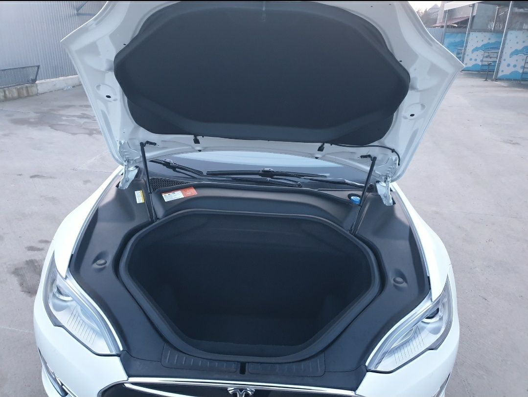 Tesla Model S 85D 4WD 2015 Белая! Новая!