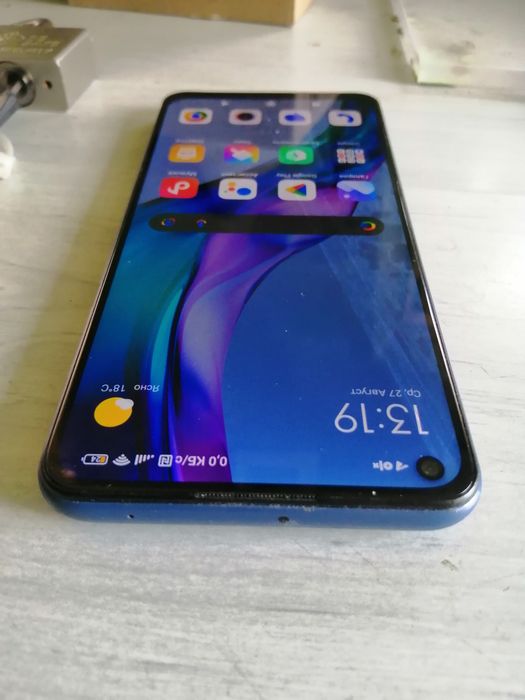 Смартфон Redmi note 9