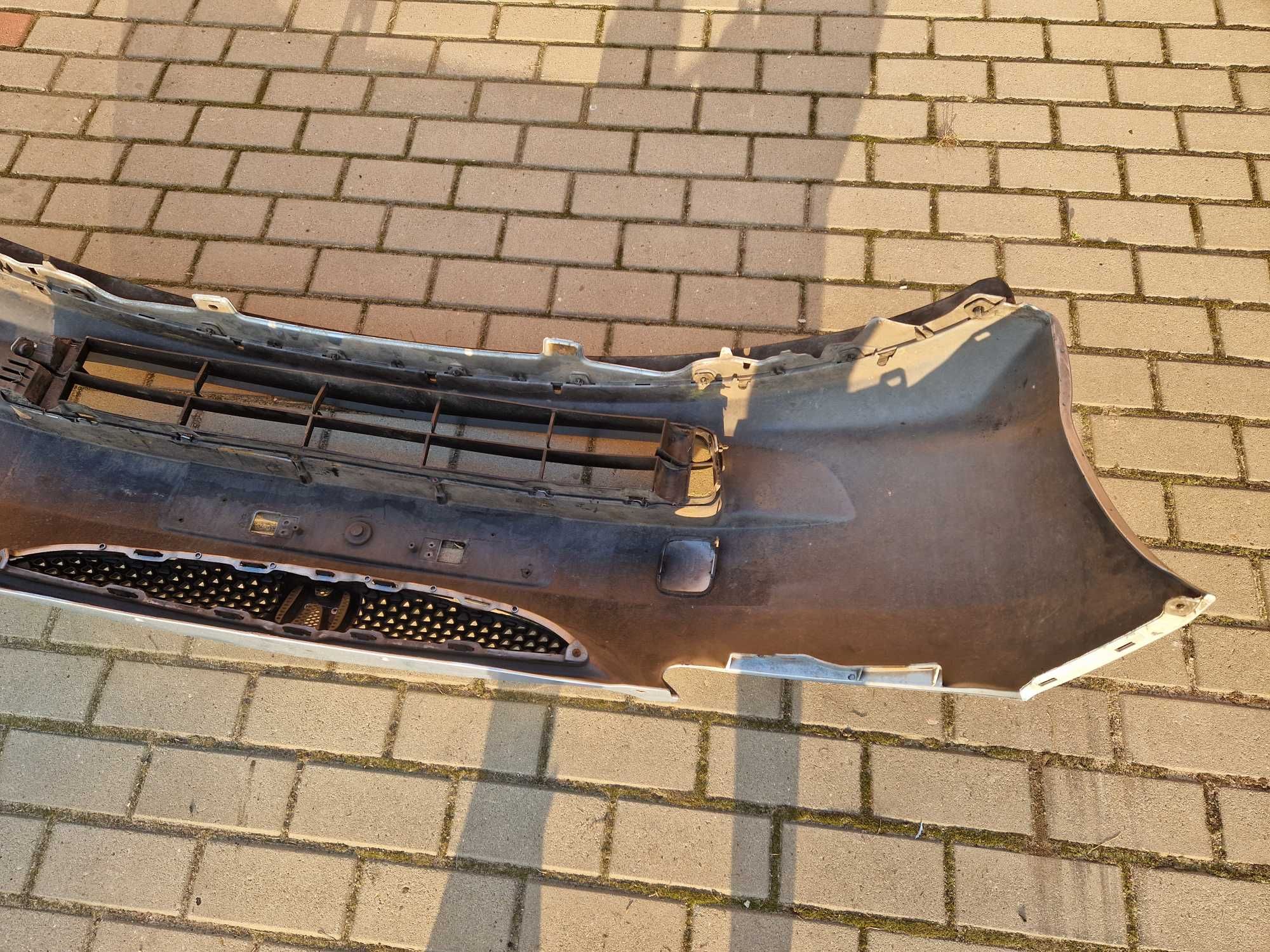[251] Zderzak przedni Honda Jazz II Lift 05-07r.