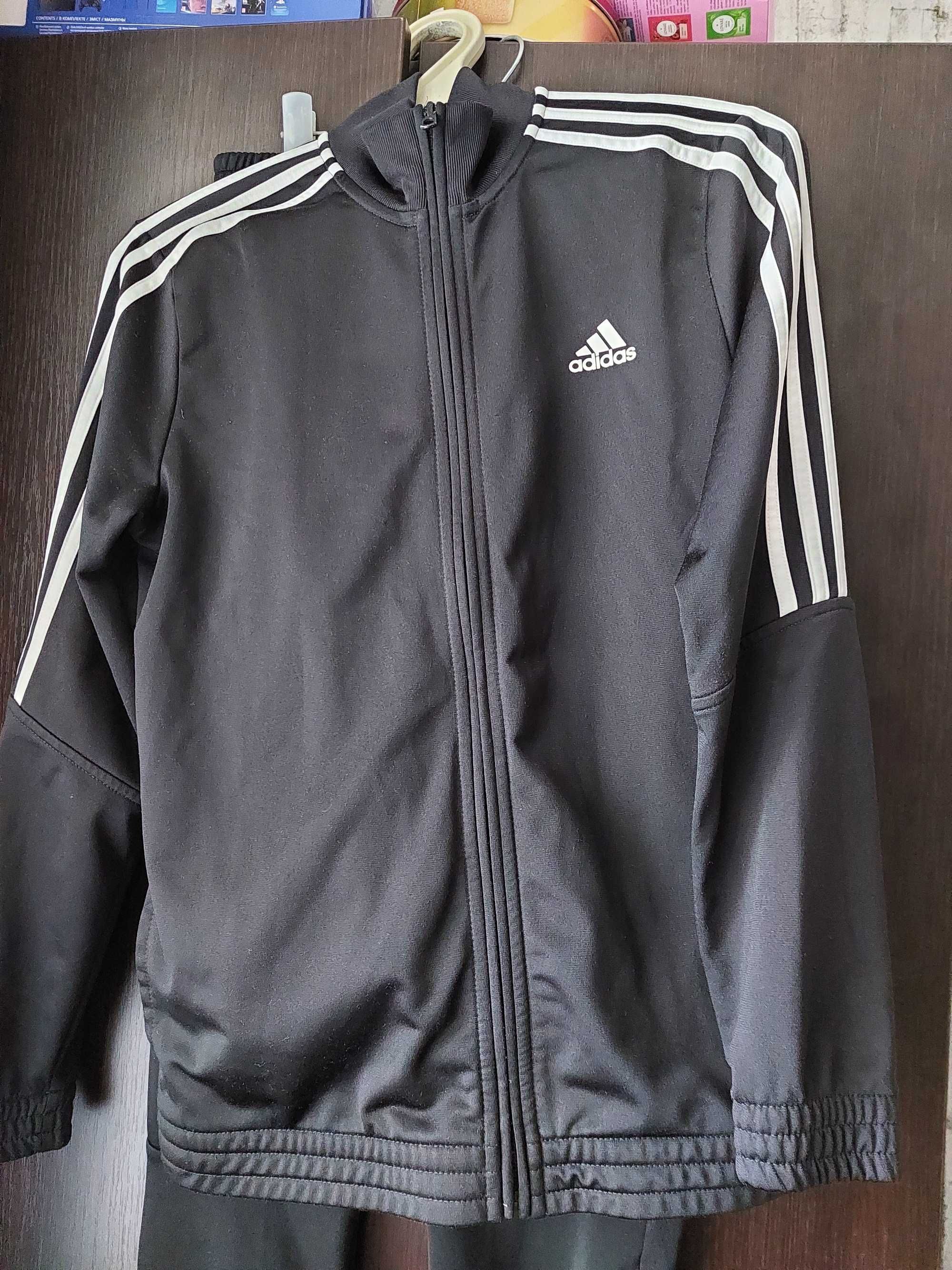 Спортивний костюм adidas 164рост