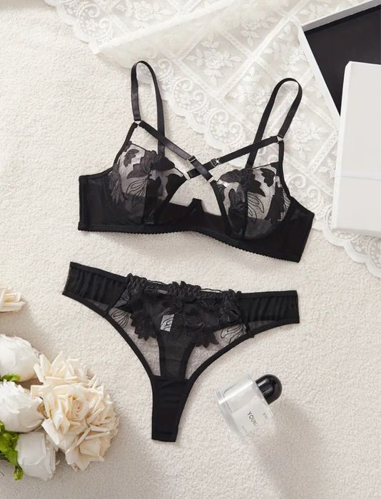 Комплект жіночої білизни чорний сексі розмір Л 85-90 B C