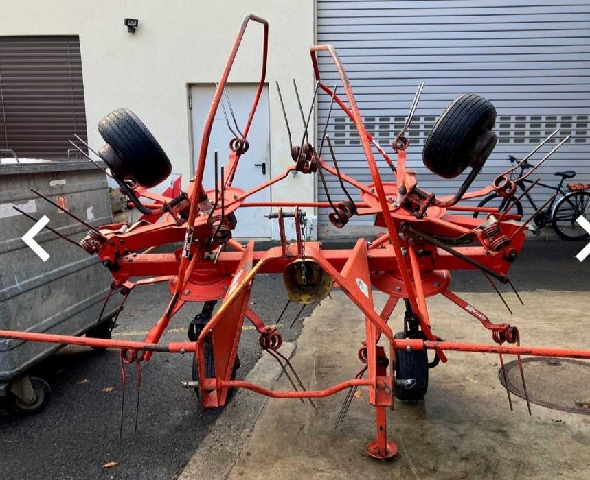 Przewracarka/Przetrząsarka do siana Fella 400