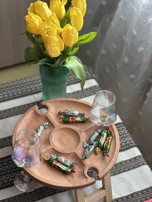 Винний столик для бокалів винный столик бук дерево стол