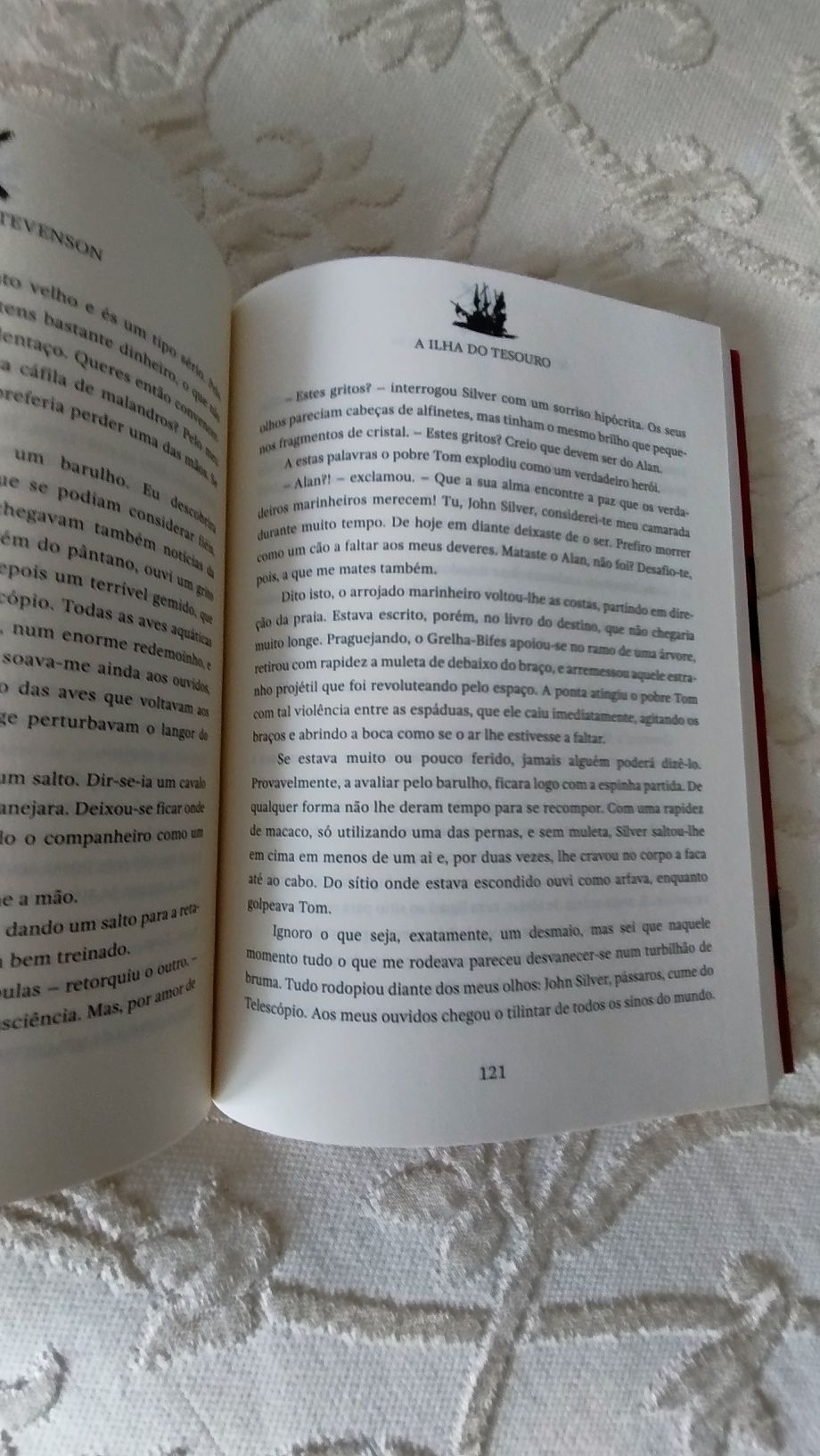 Livro a Ilha do Tesouro