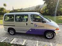 Toyota Hiace 2.4 D 9 lugares
