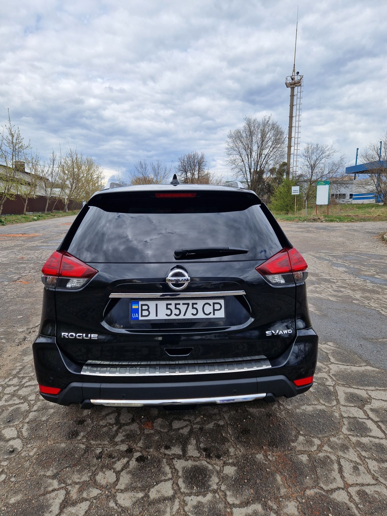 Продам Nissan Rogue