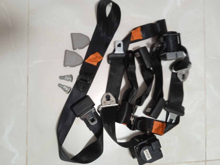 Ремені безпеки задні 3 шт Нексія