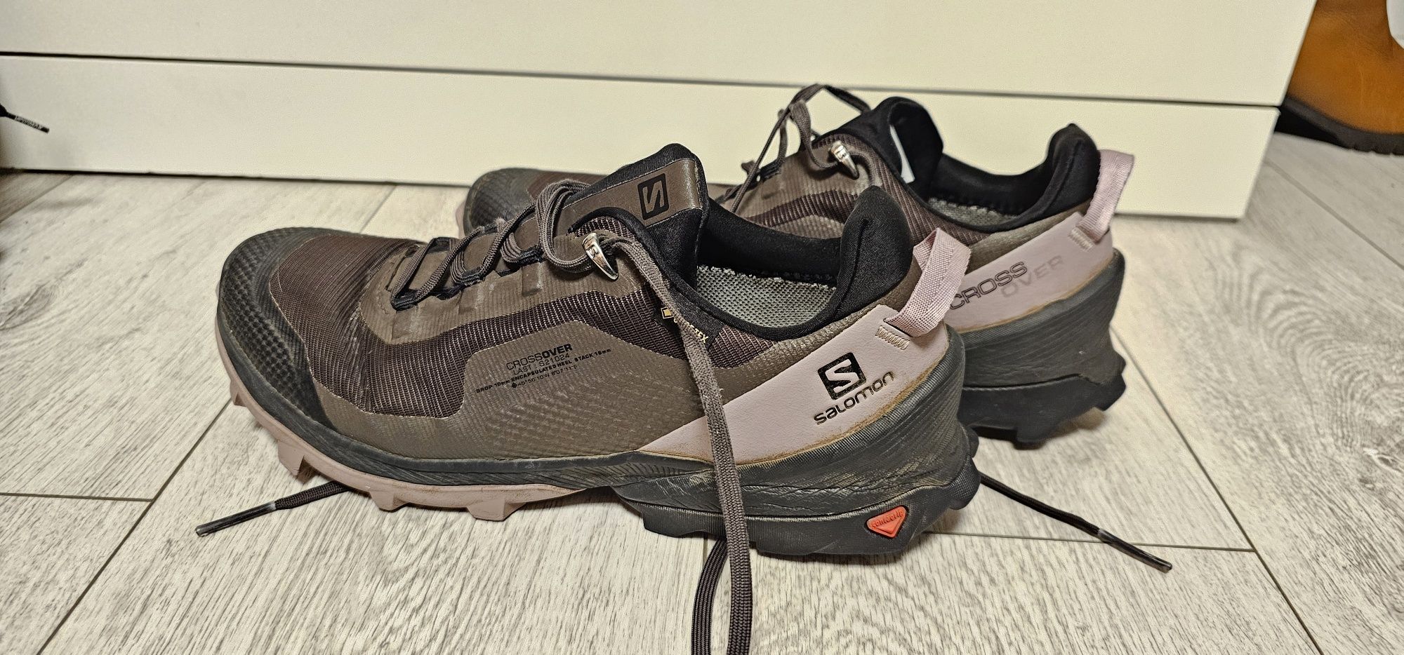 SALOMON Cross Over GORE-TEX damskie buty trekkingowe rozmiar 40⅔ 25,5c