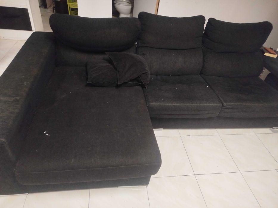 Sofá retratil preto
