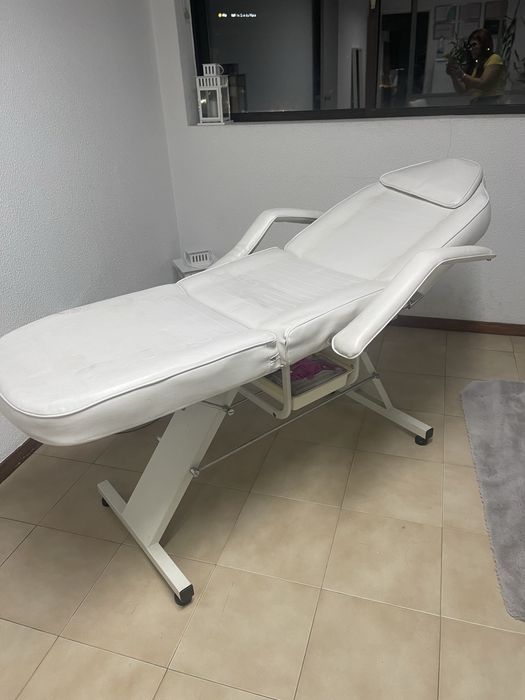 Marquesa de estética usada