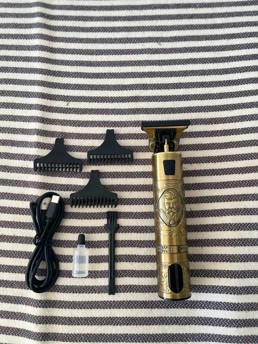 Máquina de Cortar Cabelo e Barba – Sem Fios | NOVA