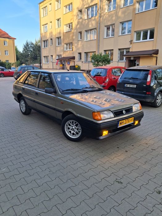Sprzedam Poloneza Caro 1.4 Rover