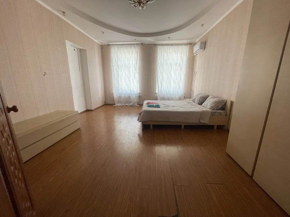 Аренда 2 ком кв Центр Дерибасовская Балкон Приморская С летом! Код1298