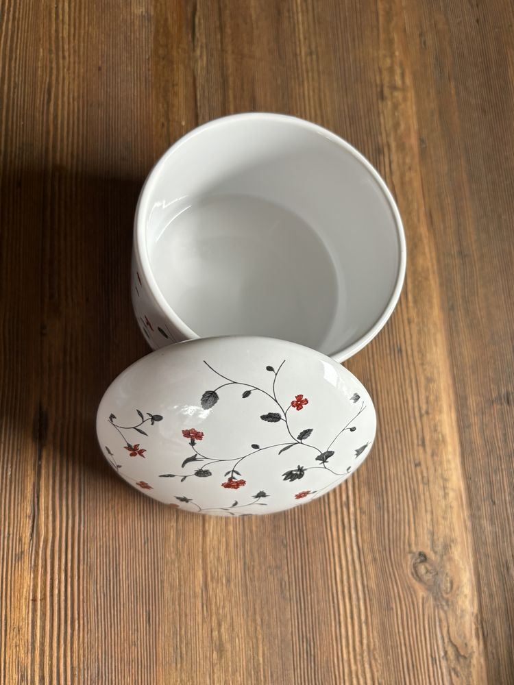 Pojemnik ceramiczny z pokrywką Ikea Boasjö