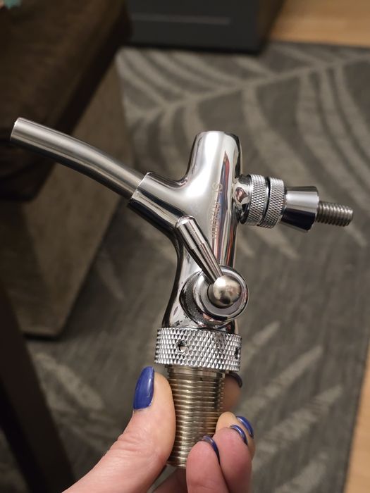 Nowy nalewak do piwa