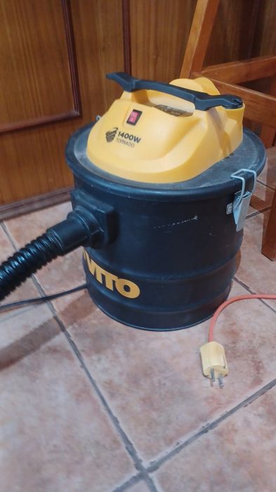 Aspirador para cinzas