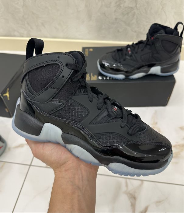 Nike Air Jordan Jumpman Two Trey DQ8431-003 38.5 розмір