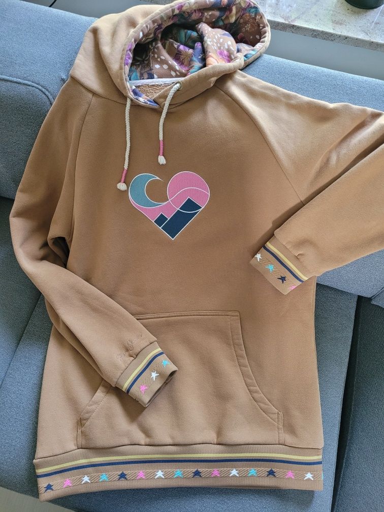 Bluza z haftem Femi Stories r. M
