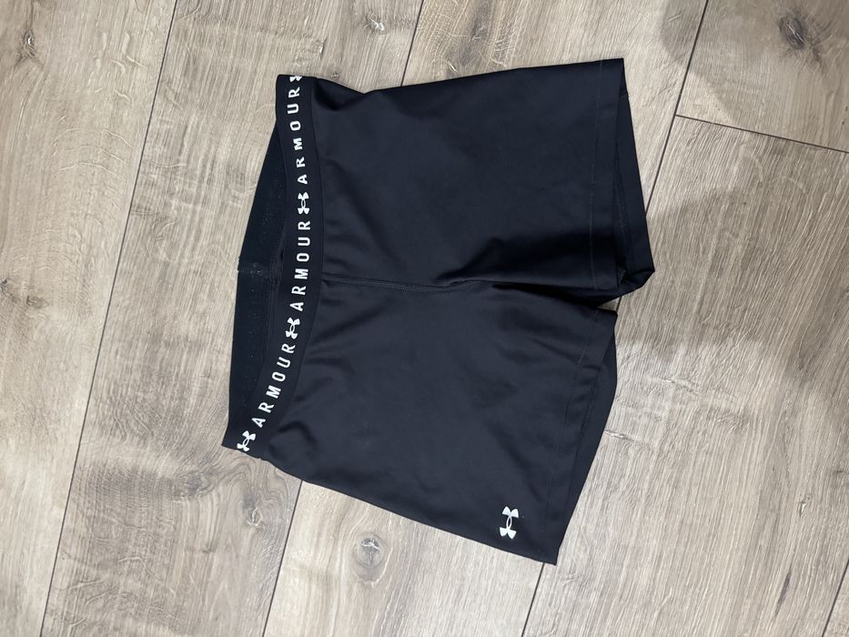 Spodenki szorty wysoki stan czarne under armour