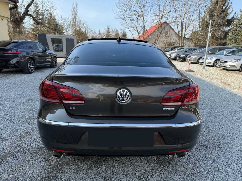 Volkswagen Passat CC      2015