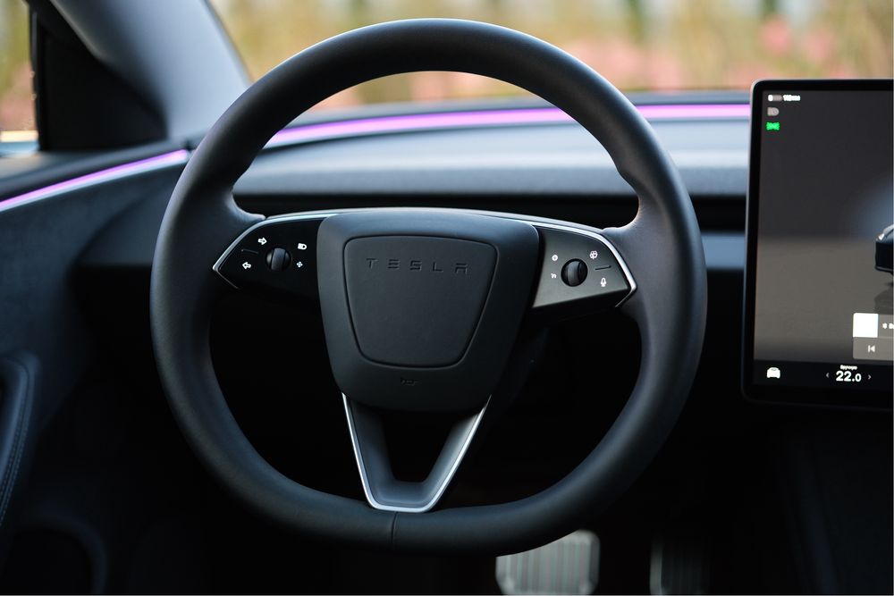 Tesla model 3 Highland