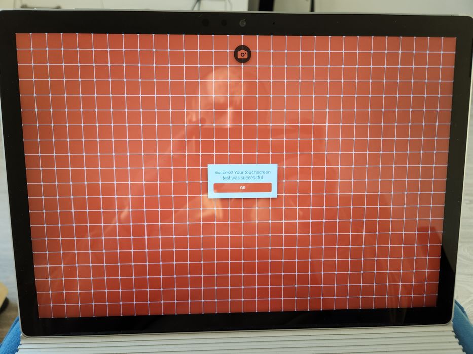 Microsoft Surface Book  13.5"_Core i7-8565U_8Gb 256gb+GeForce 1050 GTX