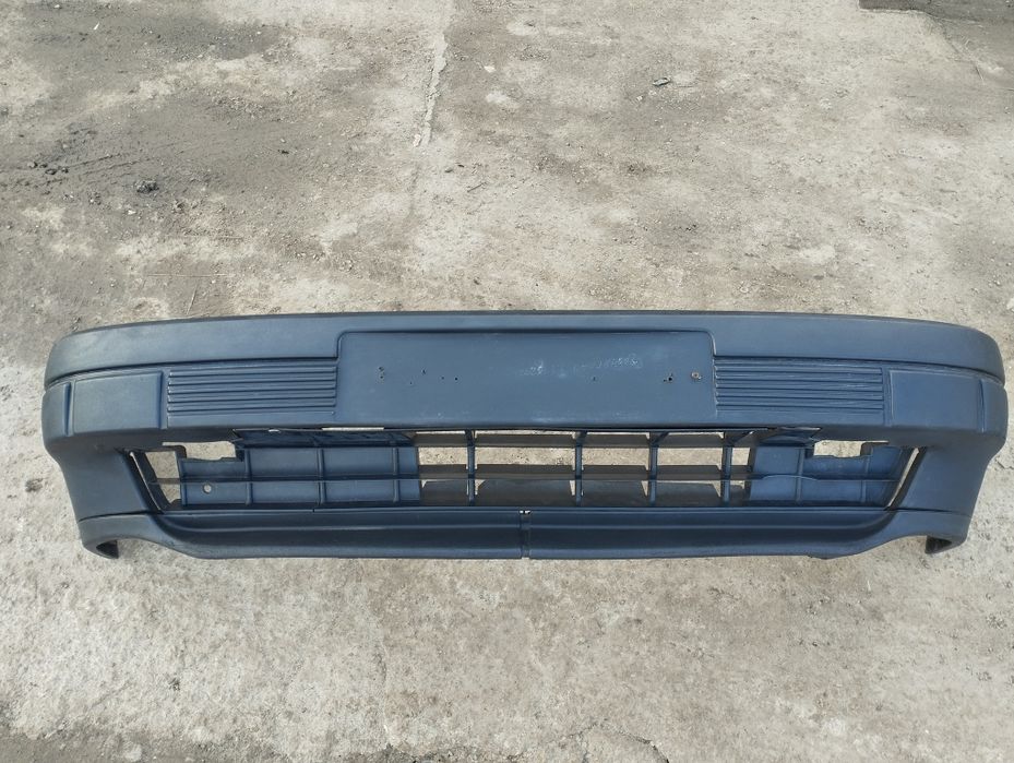 Передній бампер Фольксваген Пасат В3 Volkswagen Passat B3