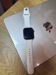 Apple Watch seria 7 45 mm + 4 paski