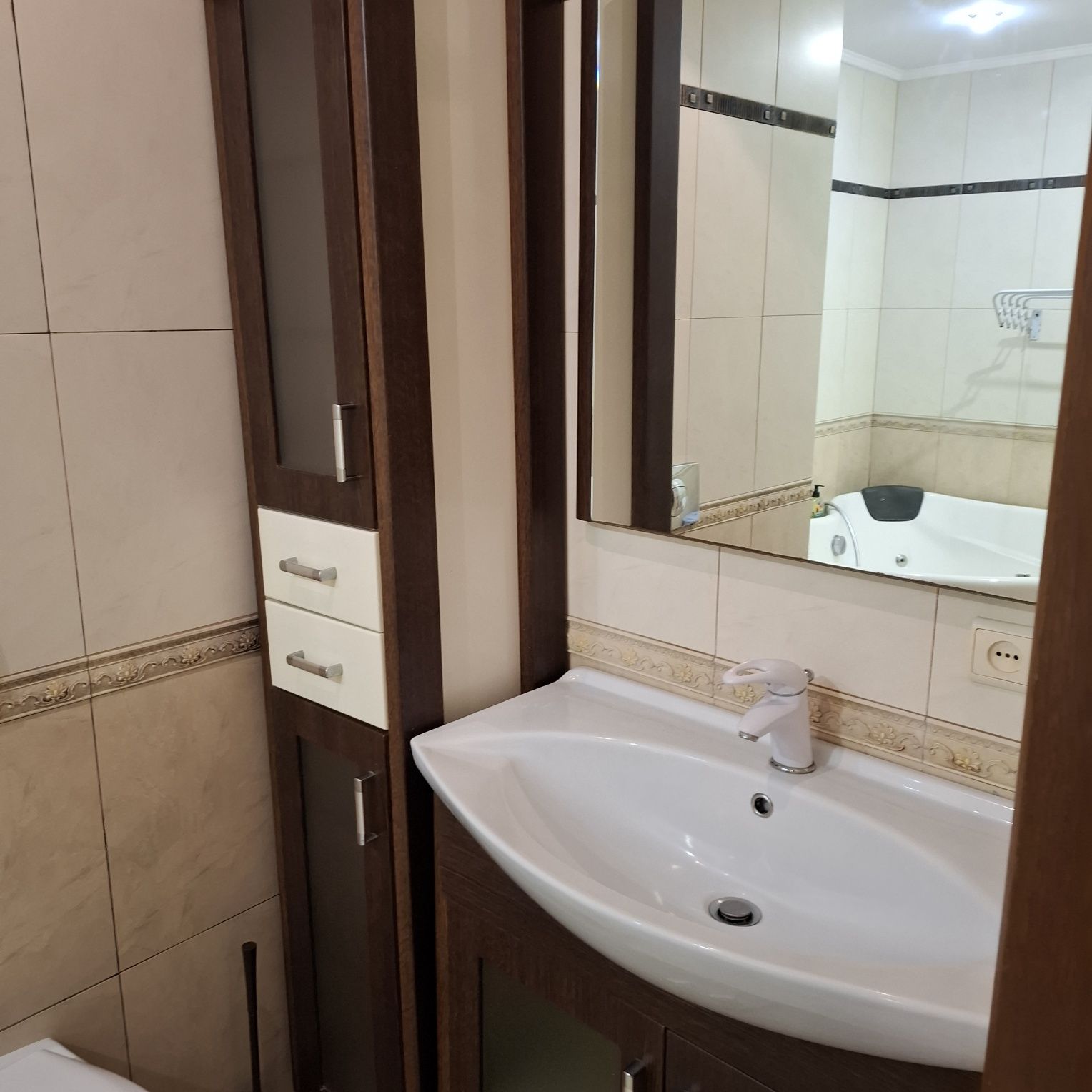 З-кімнатна квартира Ужгород, ТЦ ТОКІО