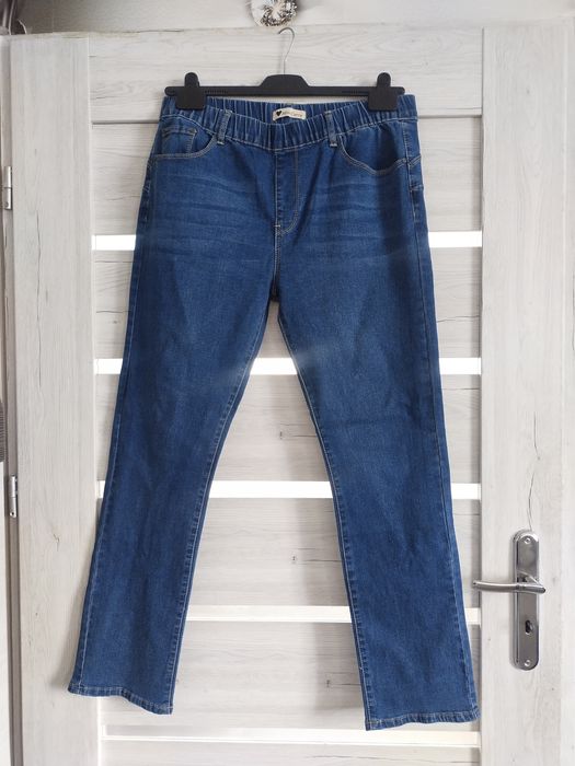 Jeansy tregginsy na gumie