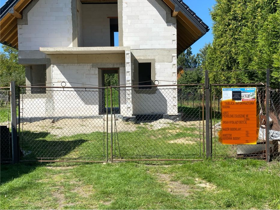 Brama wjazdowa wraz z bramką tymczasowa na budowe.