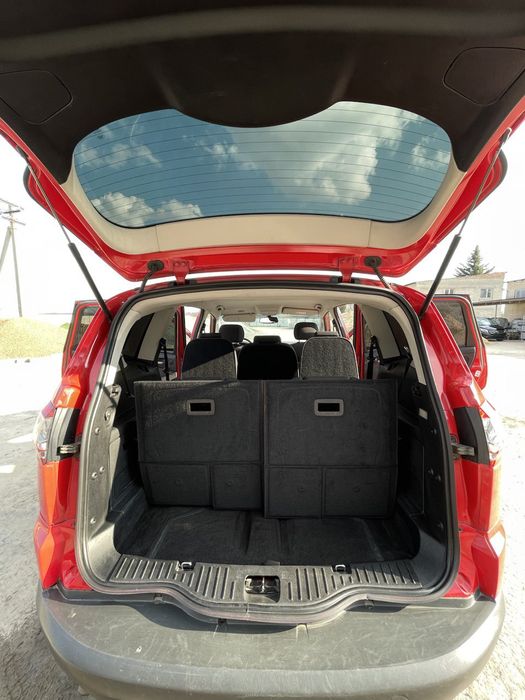 Продаю Ford s-max 2014 року.
