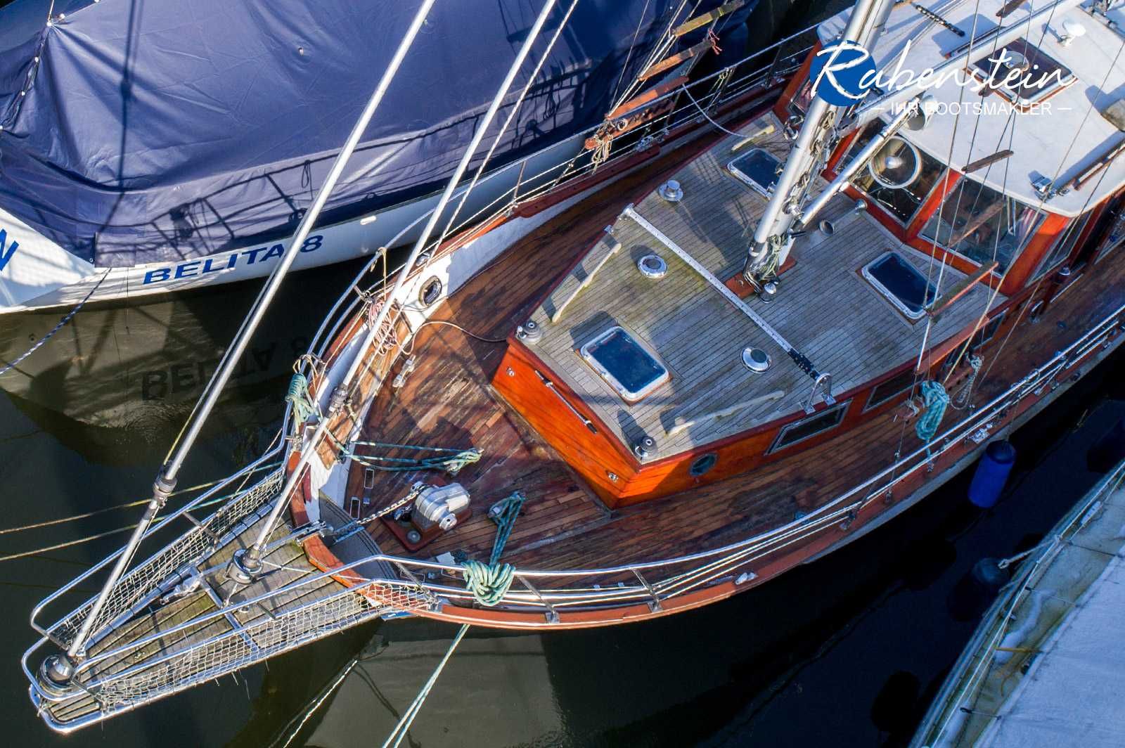 Faenoe 36 motosailor